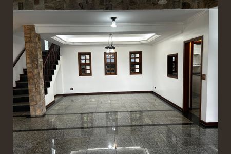 Casa de condomínio para alugar com 3000m², 6 quartos e 4 vagasSala