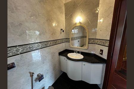 Casa de condomínio para alugar com 3000m², 6 quartos e 4 vagasBanheiro