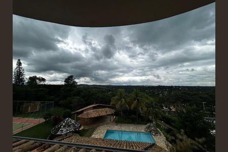 Casa de condomínio para alugar com 3000m², 6 quartos e 4 vagasVista