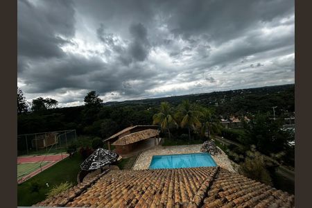 Casa de condomínio para alugar com 3000m², 6 quartos e 4 vagasVista