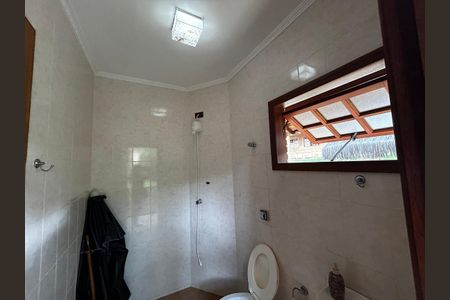 Casa de condomínio para alugar com 3000m², 6 quartos e 4 vagasBanheiro