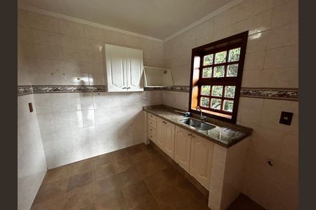 Casa de condomínio para alugar com 3000m², 6 quartos e 4 vagasCozinha