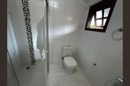 Casa de condomínio para alugar com 3000m², 6 quartos e 4 vagasBanheiro