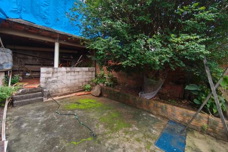 Casa à venda com 295m², 3 quartos e 2 vagasQuintal