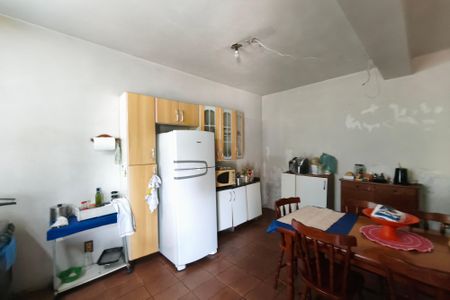 Casa à venda com 295m², 3 quartos e 2 vagasCozinha