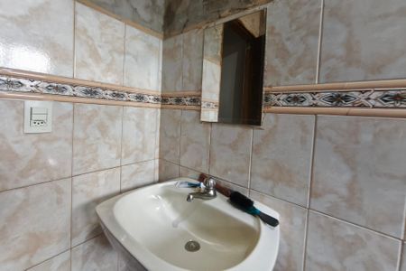 Casa à venda com 295m², 3 quartos e 2 vagasBanheiro