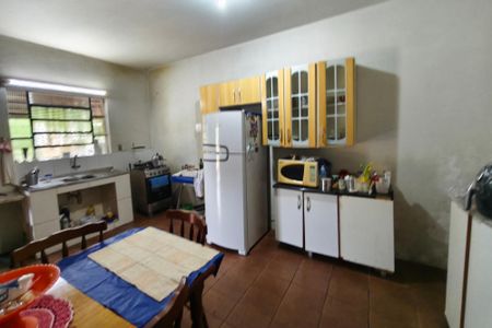 Casa à venda com 295m², 3 quartos e 2 vagasCozinha