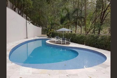 Apartamento à venda com 195m², 3 quartos e 3 vagasÁrea comum - Piscina
