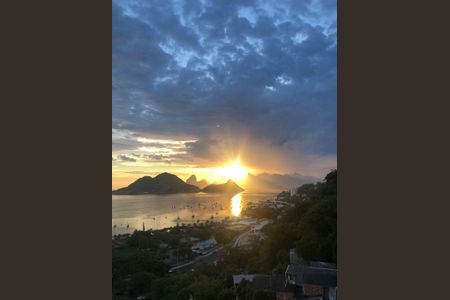 Casa de condomínio para alugar com 100m², 3 quartos e sem vagaÁrea externa