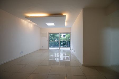 Apartamento para alugar com 144m², 4 quartos e 2 vagasSala