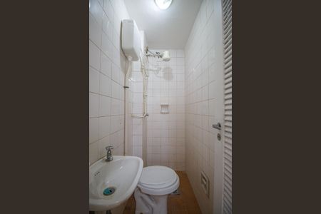 Apartamento para alugar com 144m², 4 quartos e 2 vagasBanheiro de Serviço