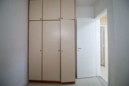 Apartamento para alugar com 144m², 4 quartos e 2 vagasQuarto de Serviço