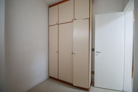 Apartamento para alugar com 144m², 4 quartos e 2 vagasQuarto de Serviço