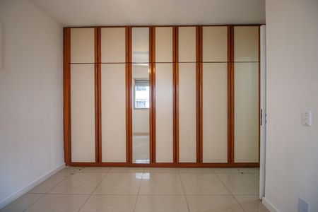 Apartamento para alugar com 144m², 4 quartos e 2 vagasQuarto 3