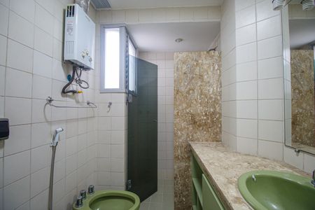 Apartamento para alugar com 144m², 4 quartos e 2 vagasBanheiro Suite