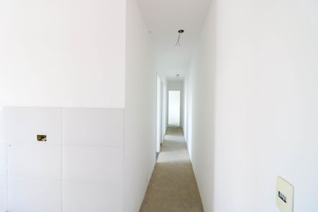 Corredor de apartamento para alugar com 3 quartos, 70m² em Jardim dos Ipes, São Paulo