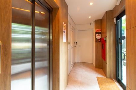 Apartamento à venda com 67m², 2 quartos e 1 vagaHall de entrada