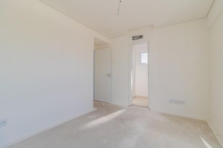 Quarto 1 de apartamento à venda com 2 quartos, 64m² em Menino Deus, Porto Alegre