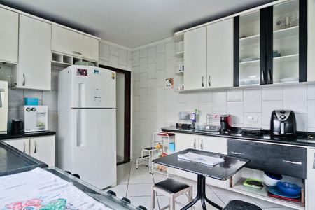 Casa à venda com 114m², 2 quartos e 2 vagas