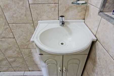 Casa à venda com 114m², 2 quartos e 2 vagas