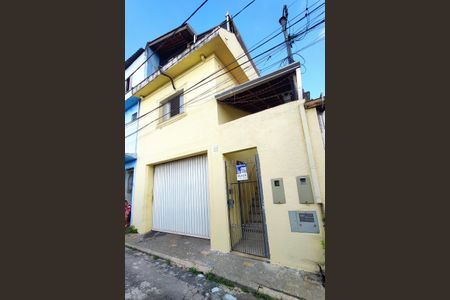 Casa à venda com 114m², 2 quartos e 2 vagas