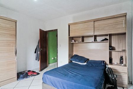 Casa à venda com 114m², 2 quartos e 2 vagas