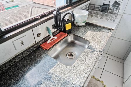 Casa à venda com 114m², 2 quartos e 2 vagas