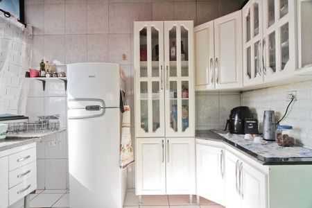 Casa à venda com 114m², 2 quartos e 2 vagas