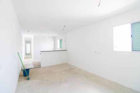 Sala / Cozinha de apartamento à venda com 3 quartos, 70m² em Jardim Santo Antonio, São Paulo