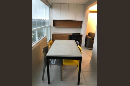 Studio para alugar com 38m², 1 quarto e 1 vagaVaranda