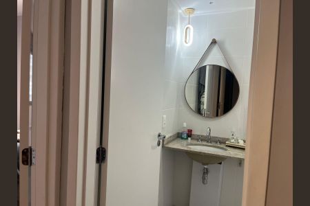 Apartamento à venda com 106m², 4 quartos e 2 vagasBanheiro
