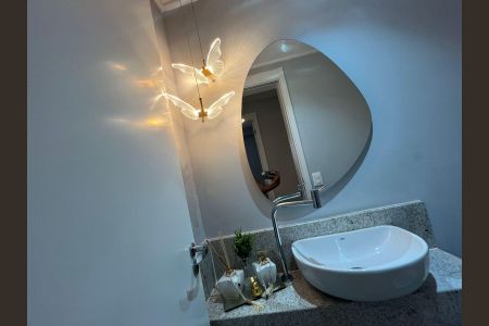 Apartamento à venda com 106m², 4 quartos e 2 vagasBanheiro