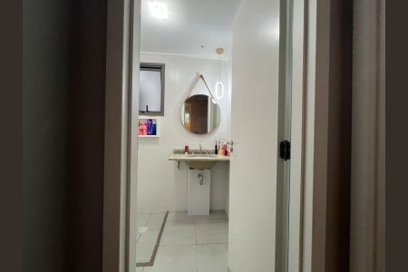 Apartamento à venda com 106m², 4 quartos e 2 vagasBanheiro