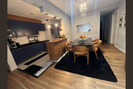 Apartamento à venda com 106m², 4 quartos e 2 vagasCozinha