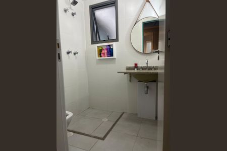 Apartamento à venda com 106m², 4 quartos e 2 vagasBanheiro