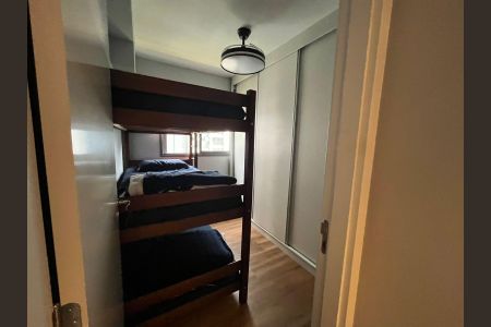 Apartamento à venda com 106m², 4 quartos e 2 vagasQuarto