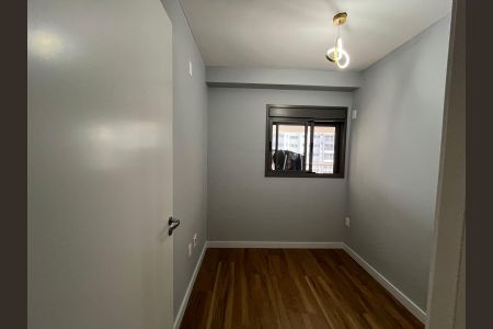 Apartamento à venda com 106m², 4 quartos e 2 vagasQuarto