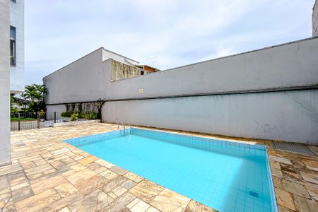 Apartamento à venda com 90m², 3 quartos e 1 vagaPiscina
