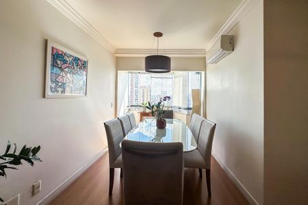 Apartamento à venda com 90m², 3 quartos e 1 vagaSala de Jantar