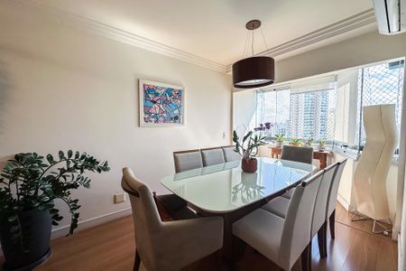 Apartamento à venda com 90m², 3 quartos e 1 vagaSala de Jantar
