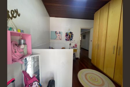 Casa para alugar com 215m², 3 quartos e 2 vagasQuarto 2