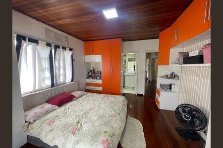 Casa para alugar com 215m², 3 quartos e 2 vagasSuíte