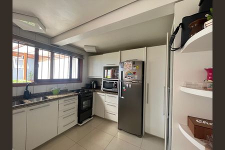 Casa para alugar com 215m², 3 quartos e 2 vagasCozinha