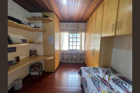 Casa para alugar com 215m², 3 quartos e 2 vagasQuarto