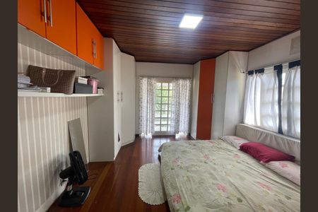Casa para alugar com 215m², 3 quartos e 2 vagasSuíte