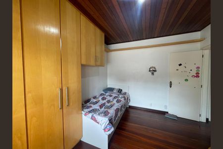 Casa para alugar com 215m², 3 quartos e 2 vagasQuarto