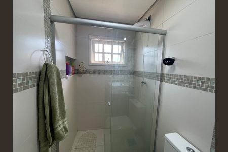 Casa para alugar com 215m², 3 quartos e 2 vagasBanheiro da Suíte