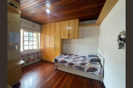 Casa para alugar com 215m², 3 quartos e 2 vagasQuarto