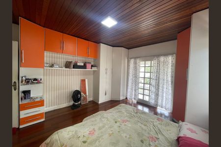 Casa para alugar com 215m², 3 quartos e 2 vagasSuíte
