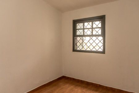 Casa para alugar com 100m², 5 quartos e 2 vagasEdícula-Quarto 2